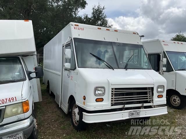 Workhorse W42 Цельнометаллический фургоны