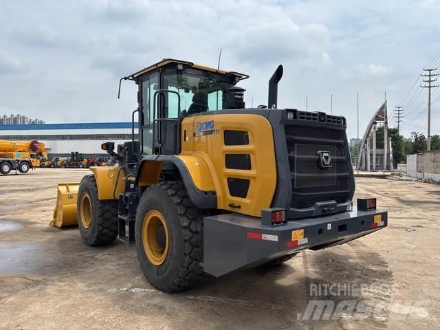 XCMG 938U Фронтальные погрузчики