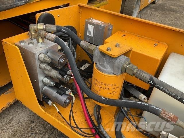 XCMG GTJZ1012 Ножничные подъемники