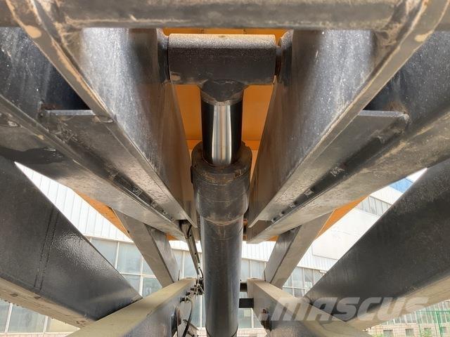 XCMG GTJZ1012 Ножничные подъемники