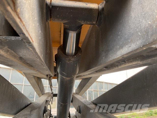 XCMG GTJZ1012 Ножничные подъемники