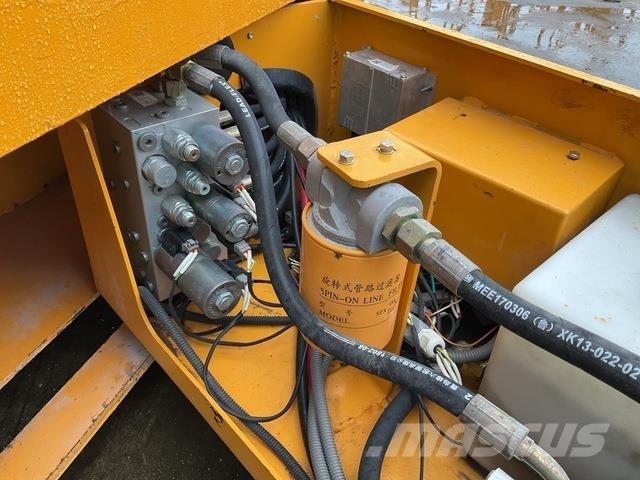 XCMG GTJZ1212 Ножничные подъемники
