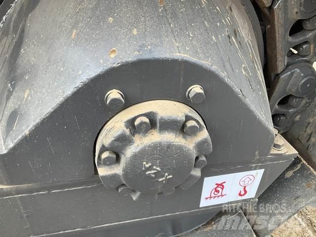 XCMG TY230G Гусеничные бульдозеры