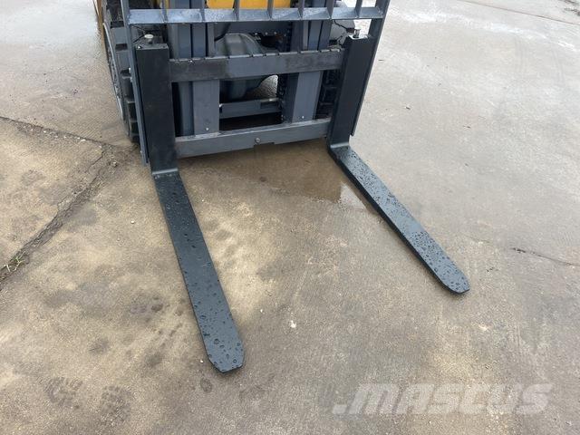 XCMG XCF 3.0t Другие складские механизмы