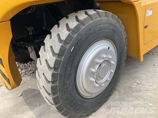 XCMG XCF1612K Строительная техника - Другие