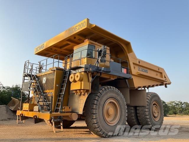 XCMG XDE200 Шарнирно-сочленённые самосвалы
