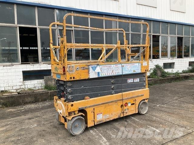 XCMG XG1008HD Ножничные подъемники