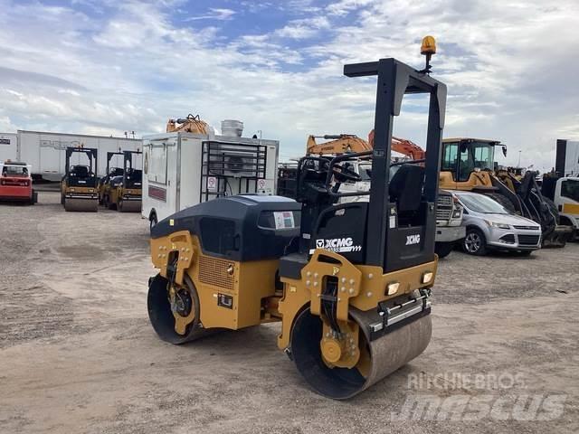 XCMG XMR303S Катки тротуарные