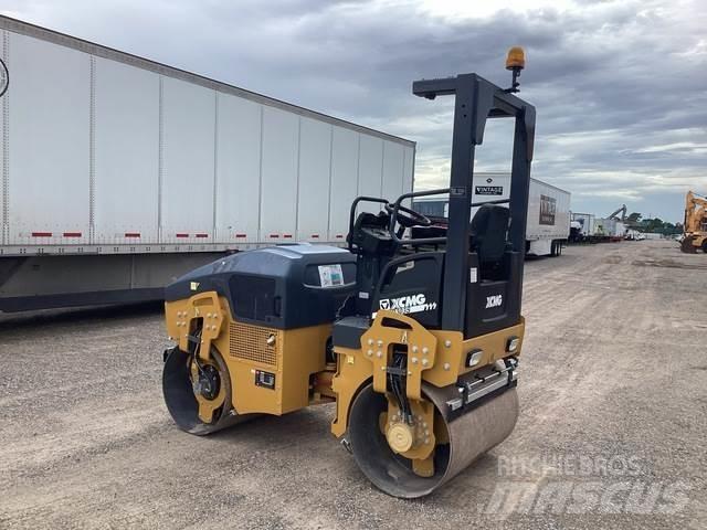 XCMG XMR303S Катки тротуарные