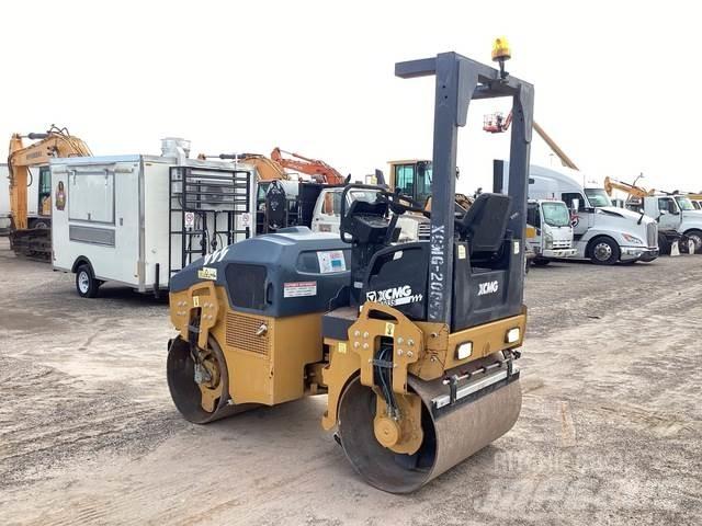 XCMG XMR303S Катки тротуарные