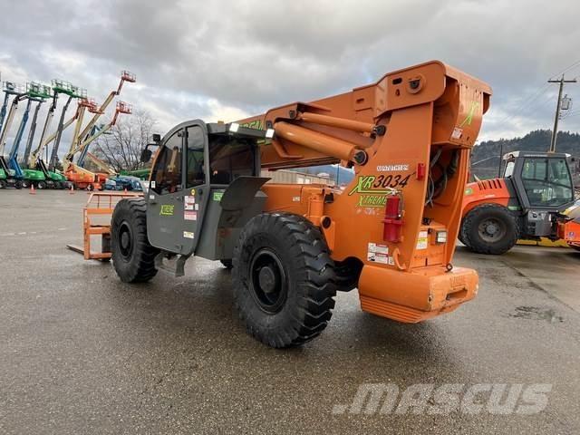 Xtreme XR3034 Телескопические погрузчики