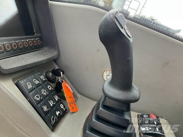 Yanmar B110W Колёсные экскаваторы