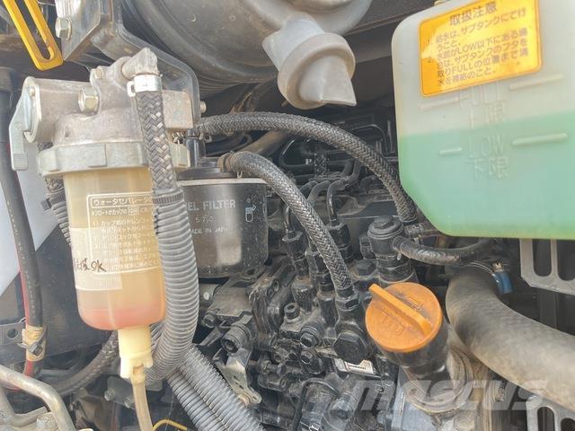 Yanmar B4-6A Мини-экскаваторы