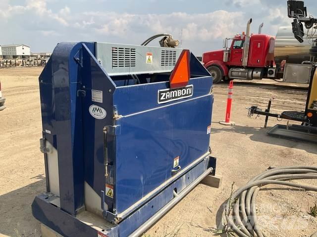Zamboni 200 Другая техника для уборки снега