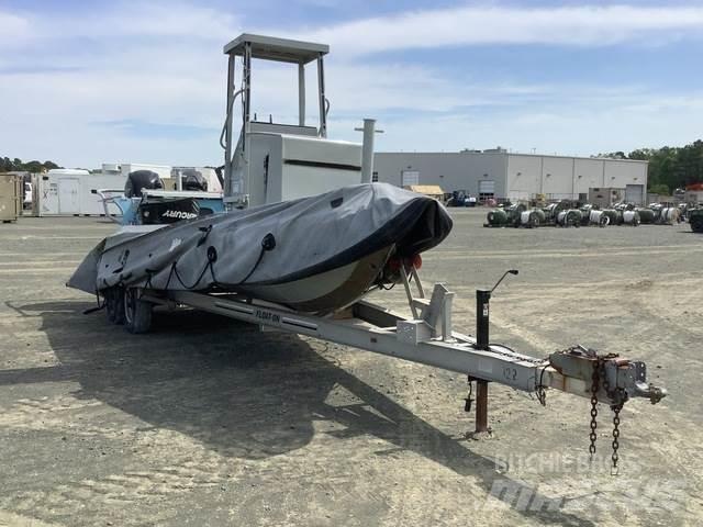  Zodiac H733 Земснаряды / баржи