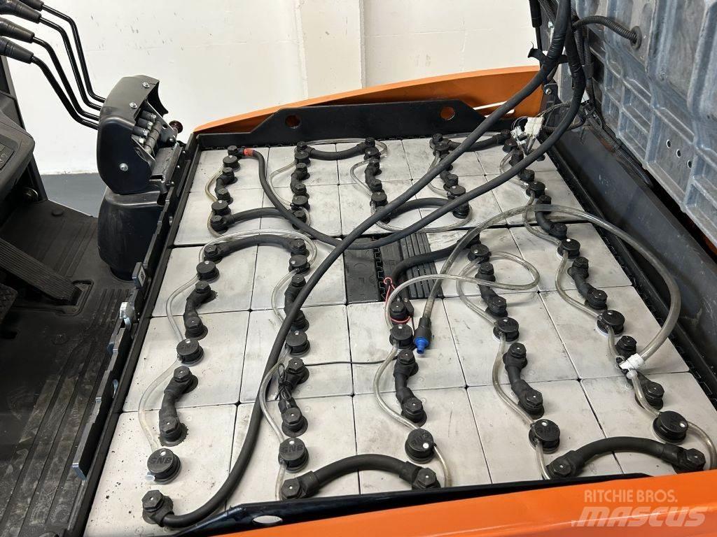 Doosan B25S-7 Электропогрузчики