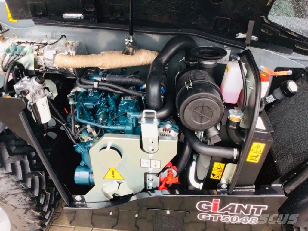 GiANT GT5048 Телескопические погрузчики