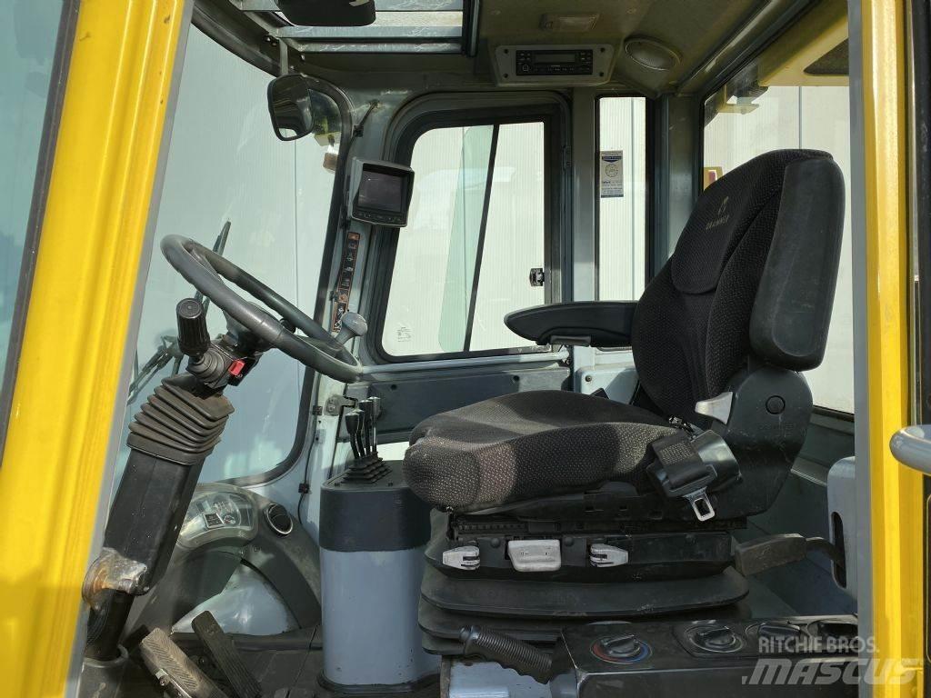 Hyundai 80D-7E Дизельные погрузчики