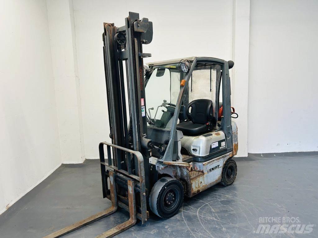 Nissan PD01A18PQ Газовые погрузчики