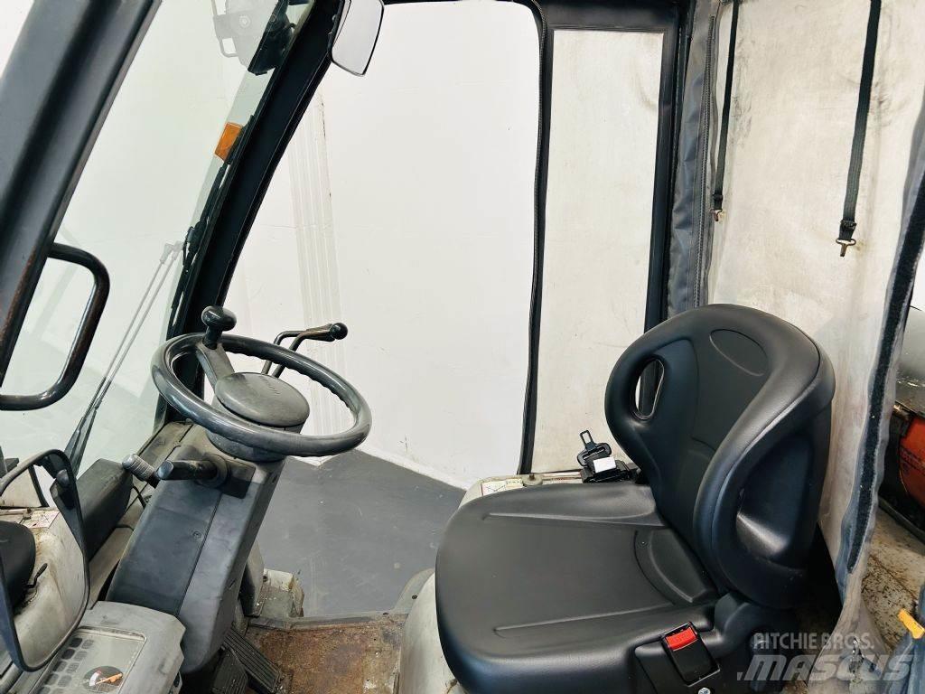 Nissan PD01A18PQ Газовые погрузчики