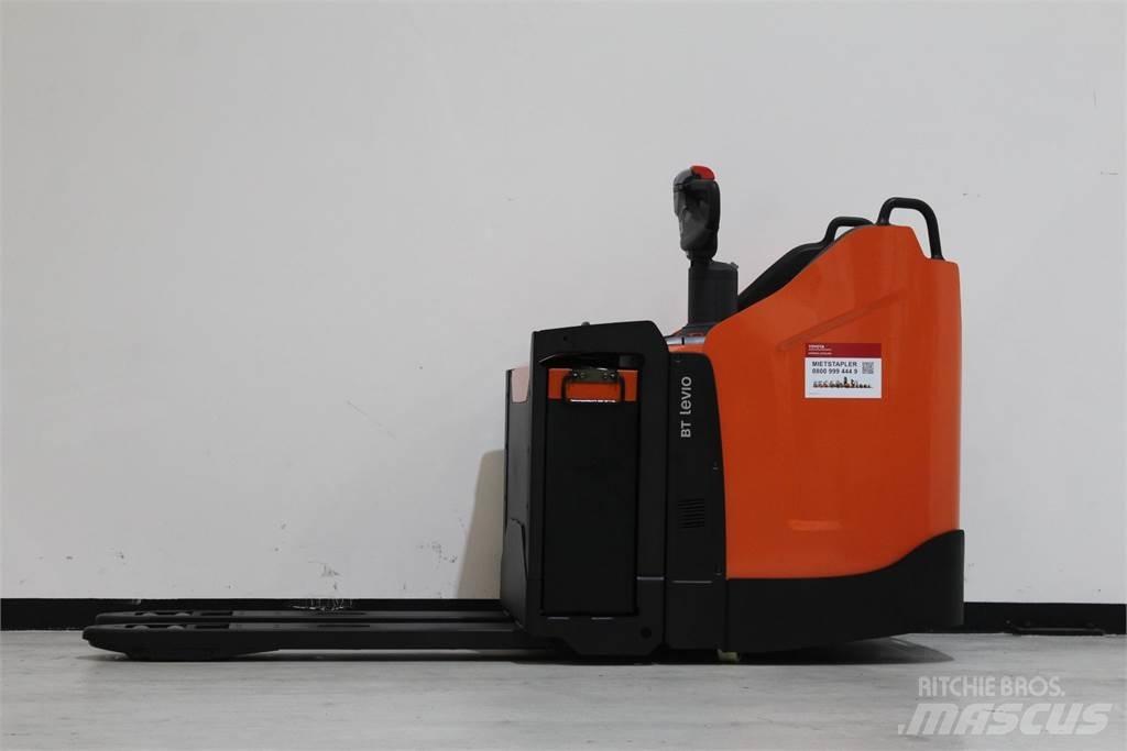 Toyota LPE220 Ручные электрические тележки