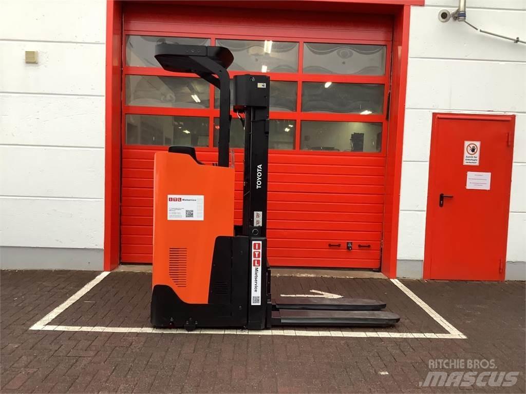Toyota SSI160LN Ручные штабелёры с электроподъёмом