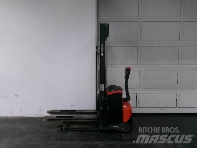 Toyota SWE120 Ручные штабелёры с электроподъёмом