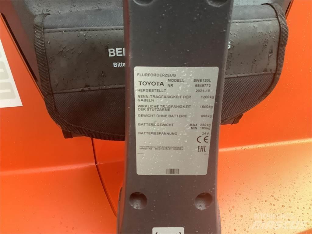 Toyota SWE120L Ручные штабелёры с электроподъёмом