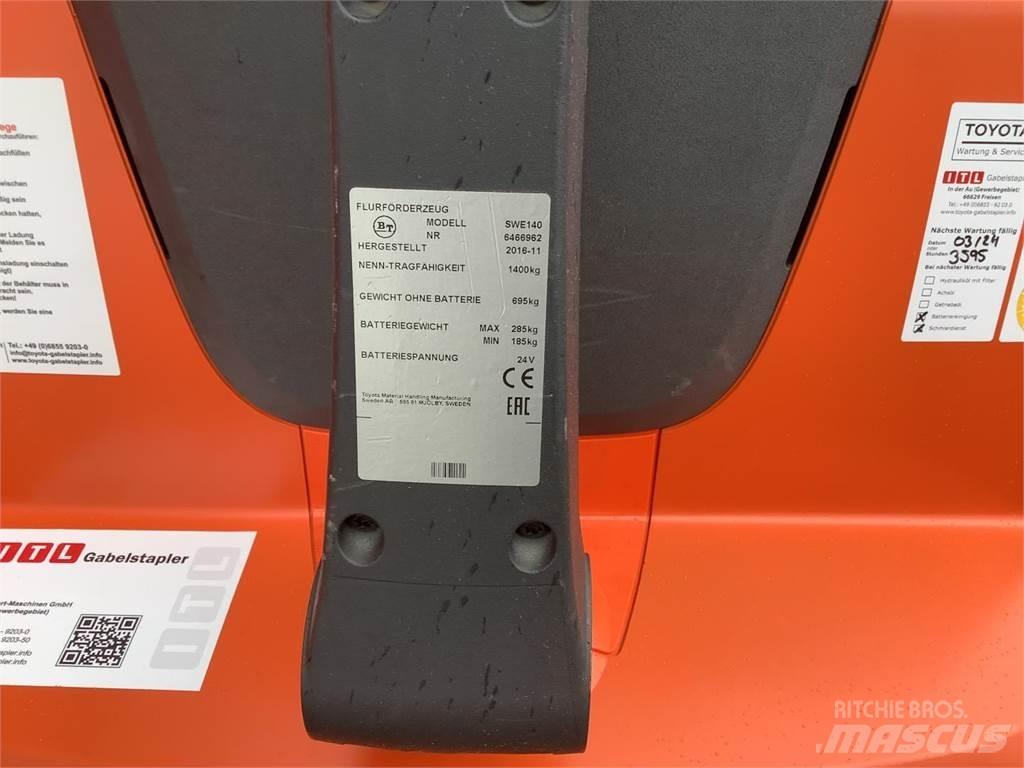 Toyota SWE140 Ручные штабелёры с электроподъёмом