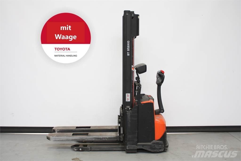 Toyota SWE140 Ручные штабелёры с электроподъёмом