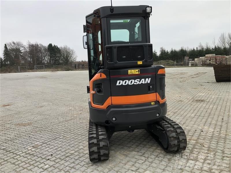 Doosan DX27Z-7 Мини-экскаваторы