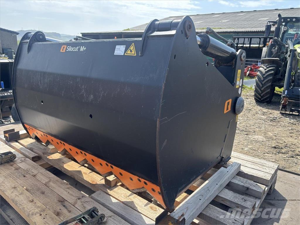 Ålö SG150 Кормораздатчики