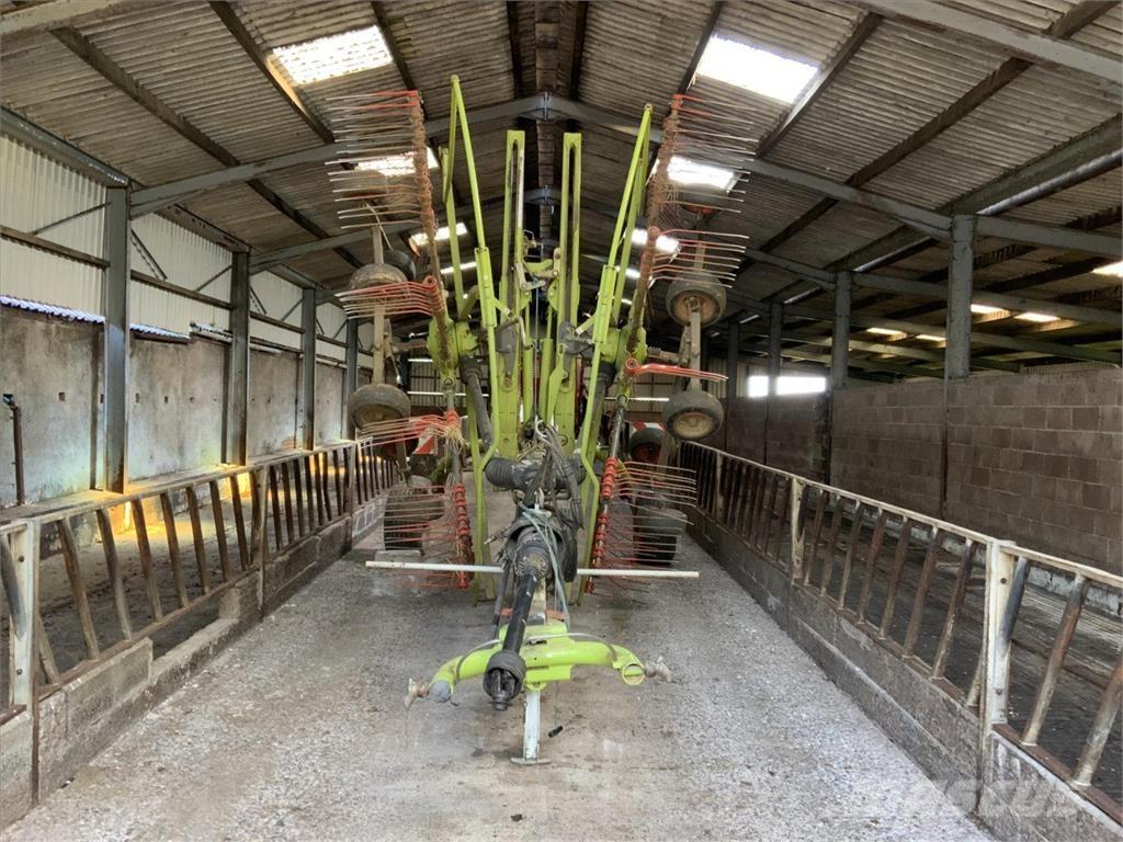 CLAAS LINER 2900 Грабли-ворошилки