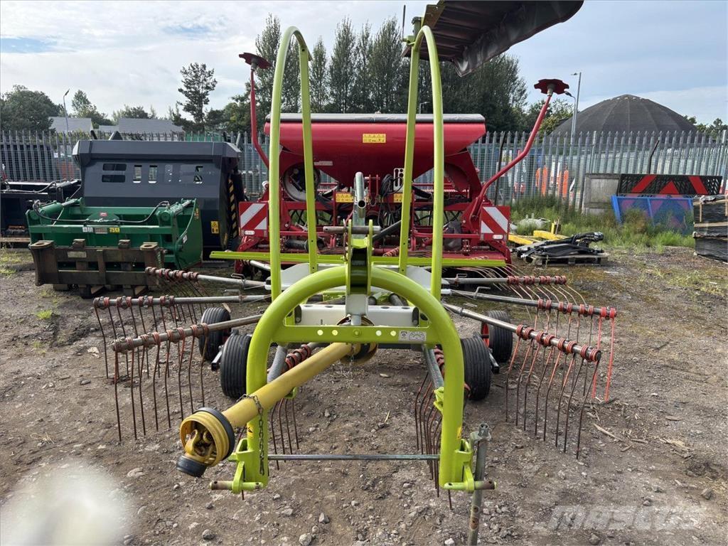 CLAAS LINER 450 Грабли-ворошилки