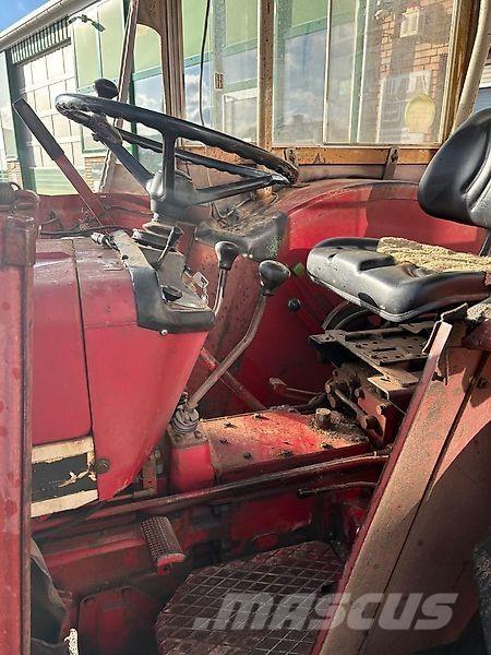 IHC 533A Трактора