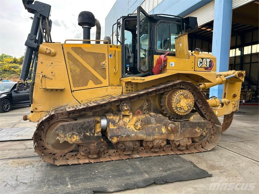 CAT D8T Гусеничные бульдозеры