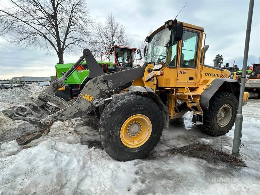 Volvo L90E Гусеничные экскаваторы