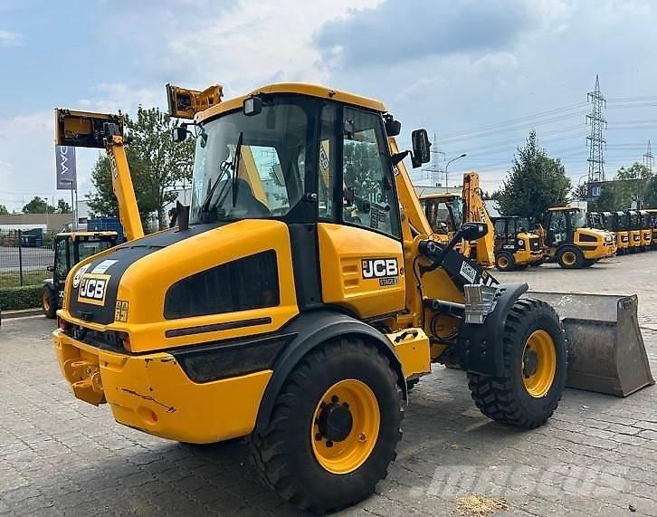 JCB 409 Фронтальные погрузчики