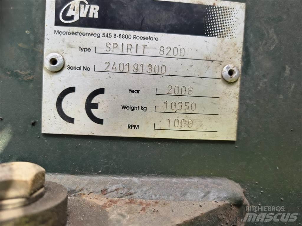 AVR SPIRIT 8200 Картофелеуборочные комбайны