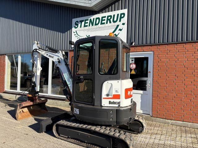 Bobcat E26 Малые погрузчики