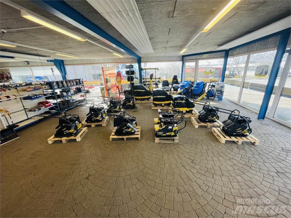 Bomag BP 25/50 Виброплиты и вибротрамбовки