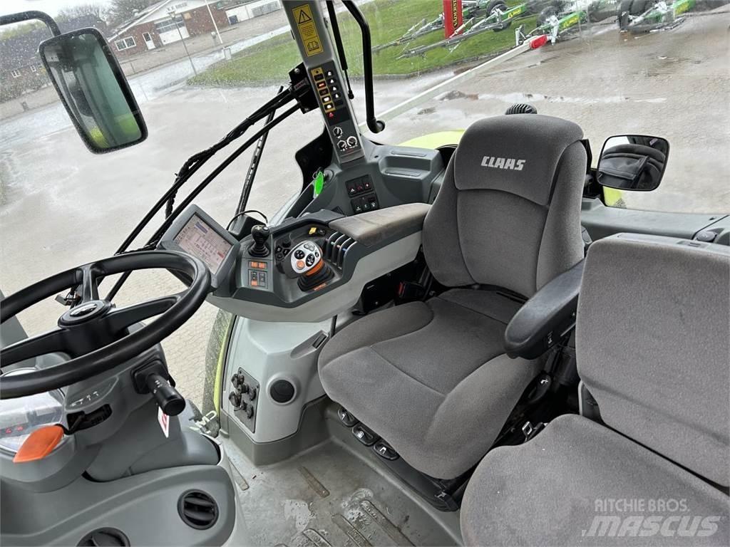 CLAAS AXION 930 Трактора