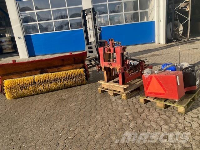  FRONTKOST 2M Навесные щетки