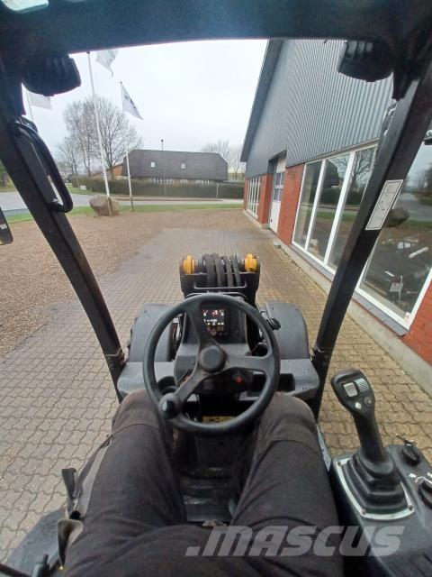 Gehl AL550 Малые погрузчики