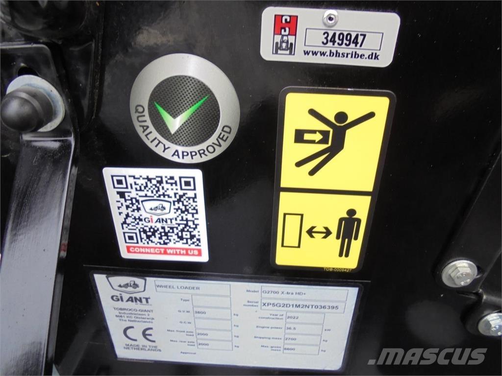 GiANT G2700XHDP Малые погрузчики
