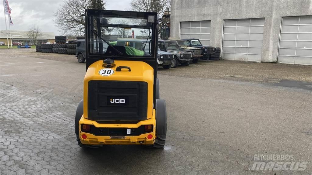 JCB 403 Малые погрузчики