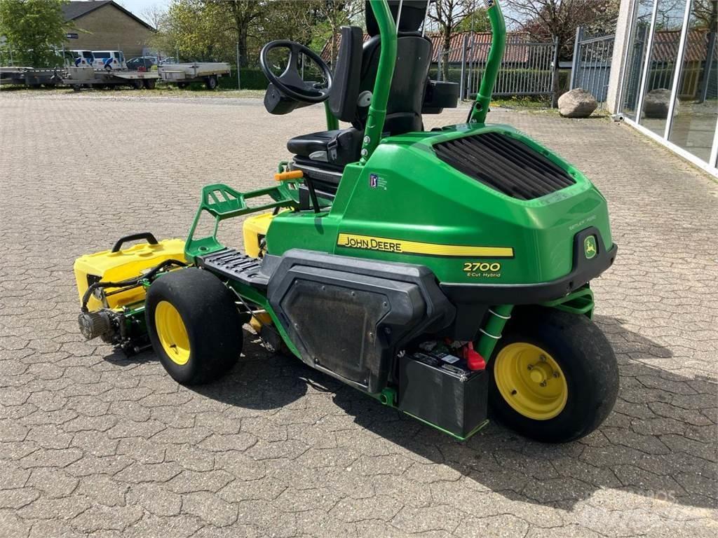John Deere 2700 Косилки фарватера