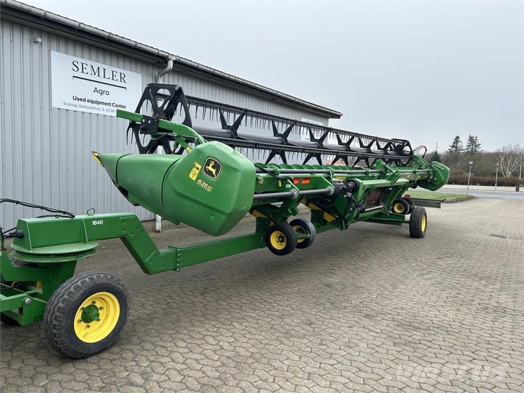 John Deere 635D Жатки