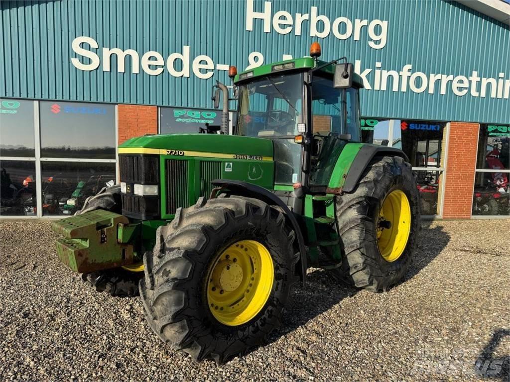 John Deere 7710 Трактора