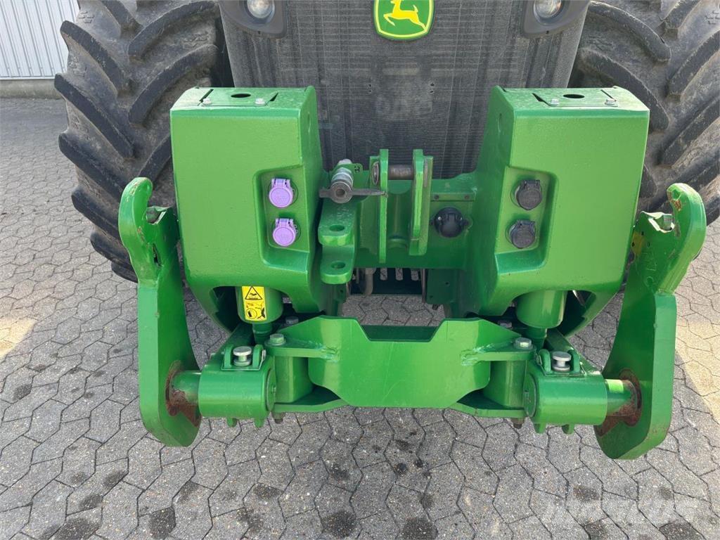 John Deere 8400R Трактора